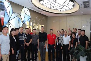 欢迎宜春市团委书记、商会及青企等一行领导莅临365WM SPORTS人力集团指导